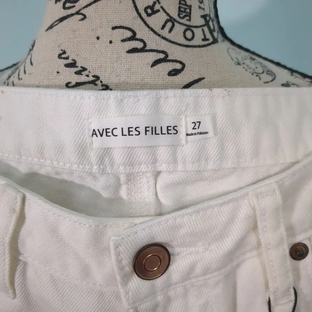 Avec Les Filles High Rise Straight Leg Cropped Jeans Ecru White new with tags 27